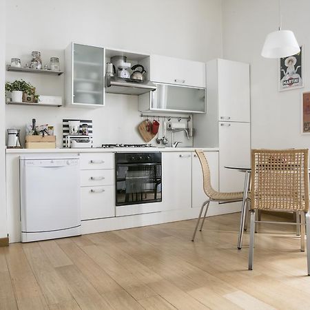 Lovely Sempione Apartment Mediolan Zewnętrze zdjęcie